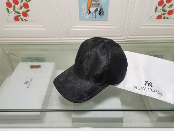 ブランド帽子正面デザイン